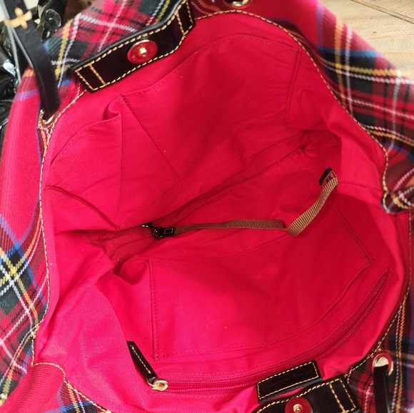 ☆Dooney & Bourke Red Plaid Tote Handbag☆ - Picture 5 of 8